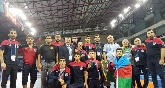 Junior Azerbaijani wrestlers rank 2nd in medal table of World Championship 